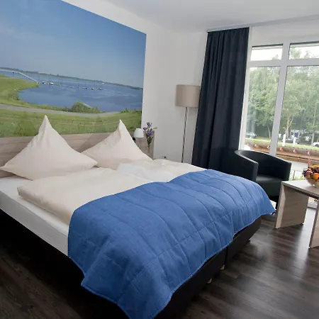 Отель Ringhotel Alfsee Piazza 3*